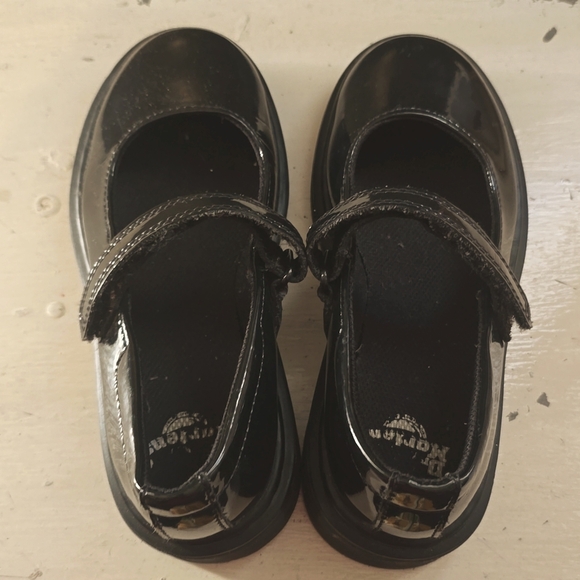 Dr Martens - Picture 3 of 4